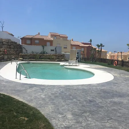 To Summer In Atlanterra Apartment