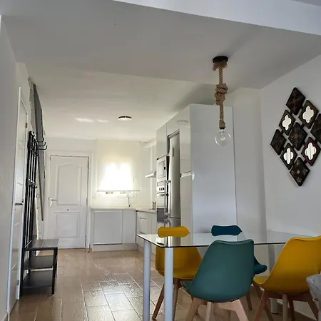 To Summer In Atlanterra Apartment